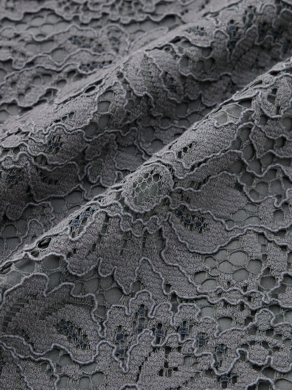 ボタニカルレーススカート