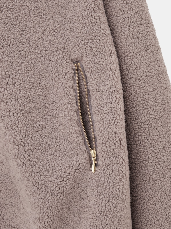 スタンドカラーボアブルゾン