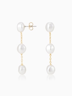 フェイクパールロングピアス