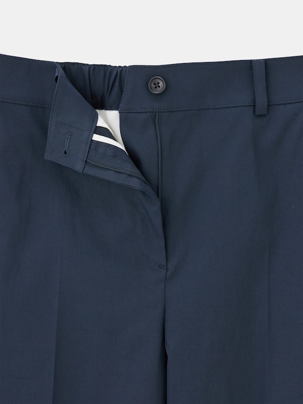 テックチノストレートパンツ