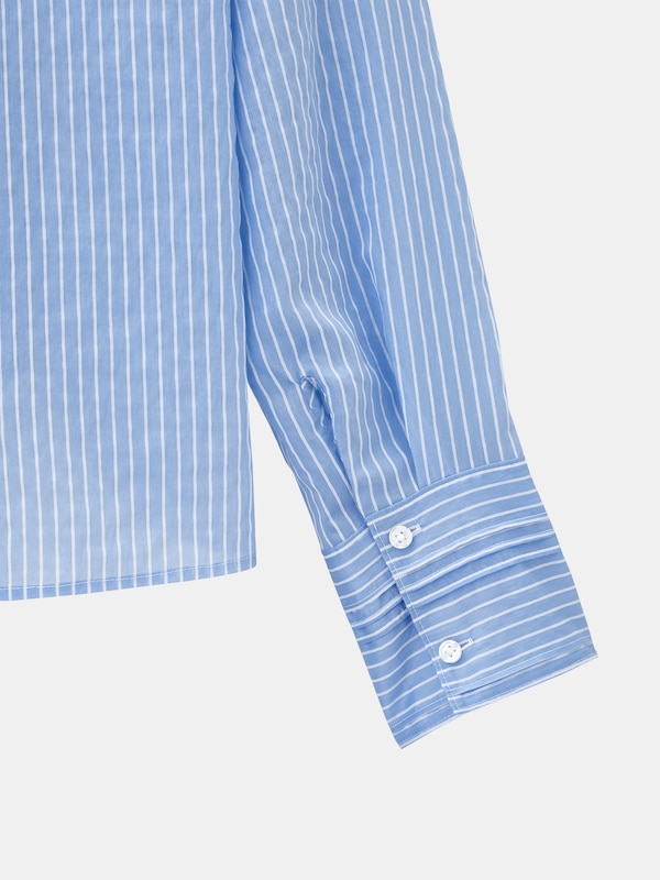 シアーストライプクロップドシャツ