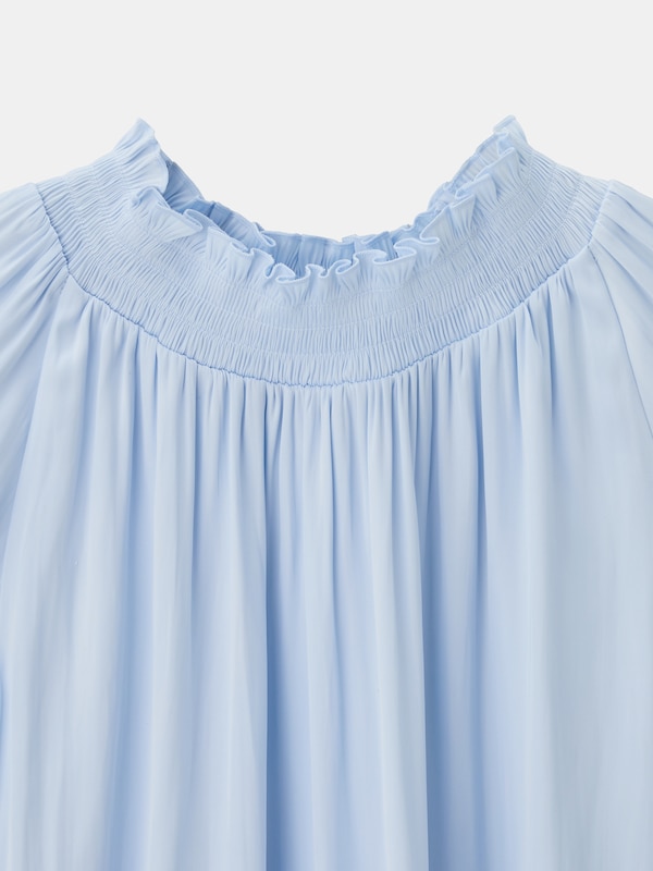 ライトサテンシャーリングギャザーブラウス