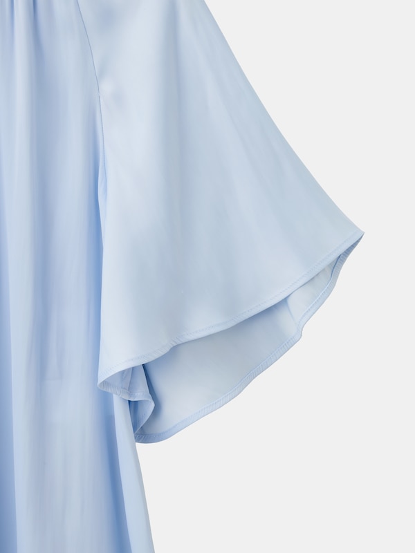 ライトサテンシャーリングギャザーブラウス