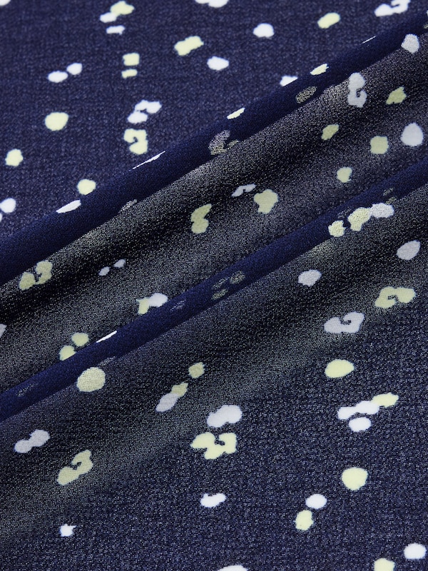 ペイントドットケープブラウス