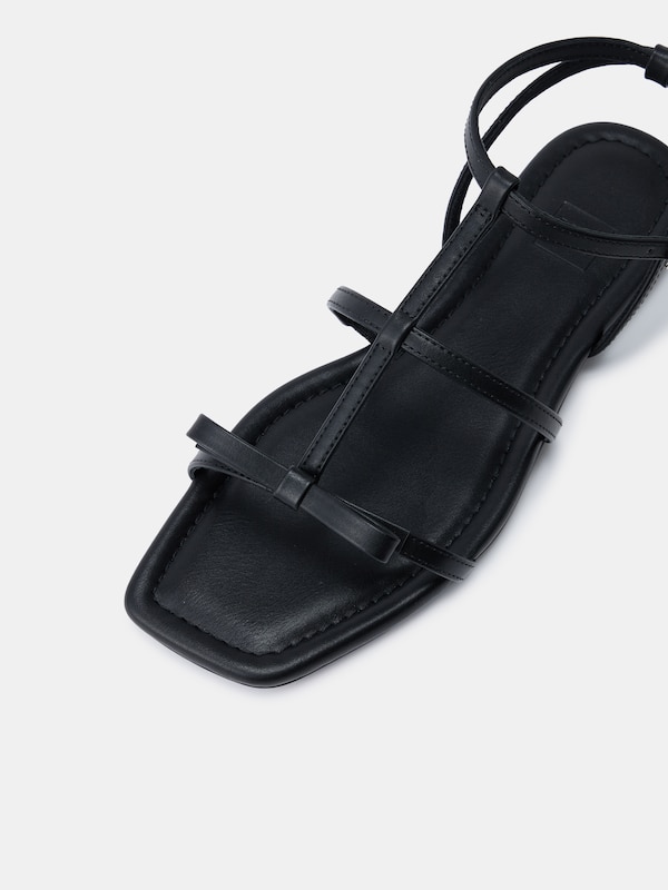 ナローストラップリボンサンダル