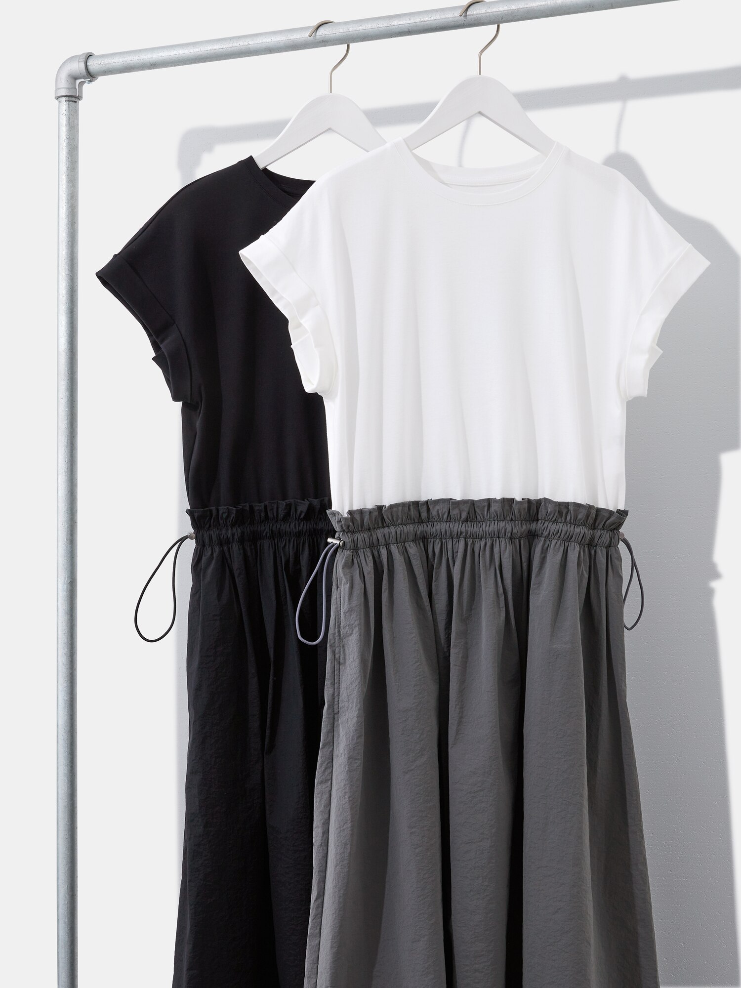 25SS PLST ハイストレッチナイロンドッキングワンピース PLST(プラステ)公式 | ハイストレッチナイロンドッキングワンピース