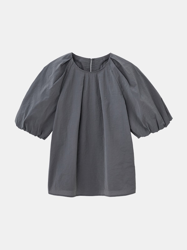 ハイストレッチナイロンパフスリーブブラウス
