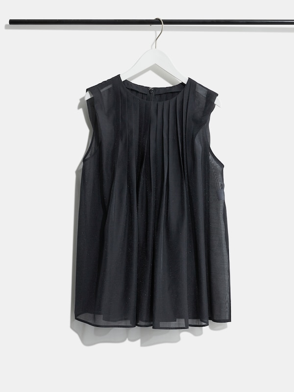 シアープリーツノースリーブブラウス