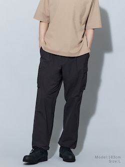 テックストレッチワイドカーゴパンツ