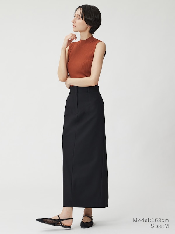 ハイネックリブセーター