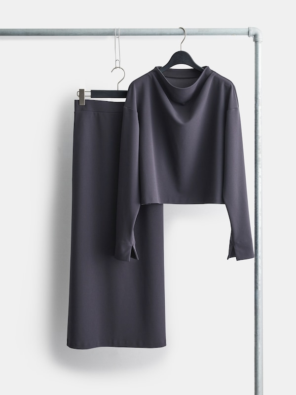 アムンゼンジャージースカートセットアップ