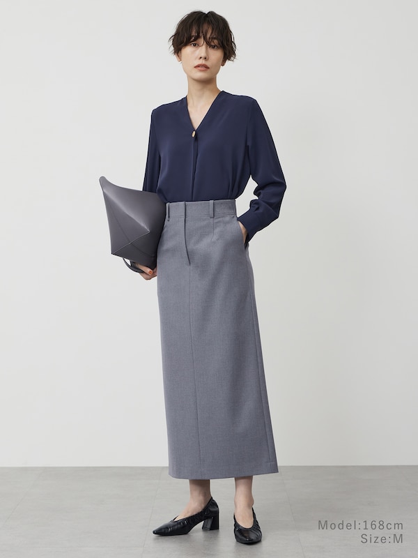 UVカットVネックオーバルパーツブラウス