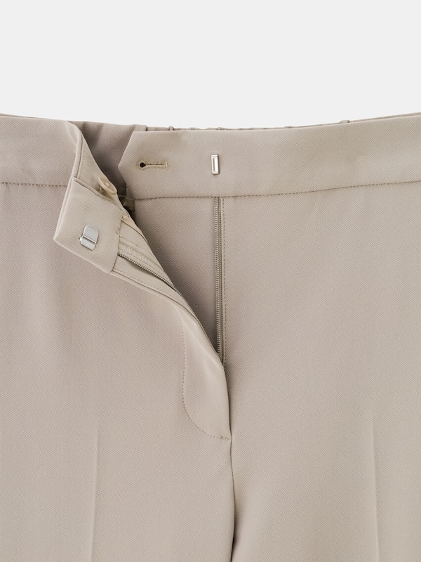 ハイストレッチトリコットフレアパンツ