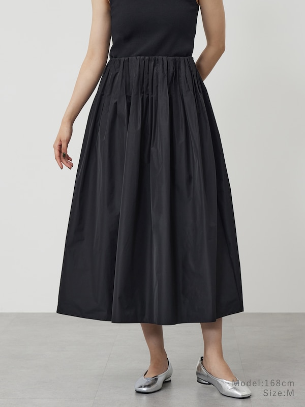 タフタピンタックボリュームスカート