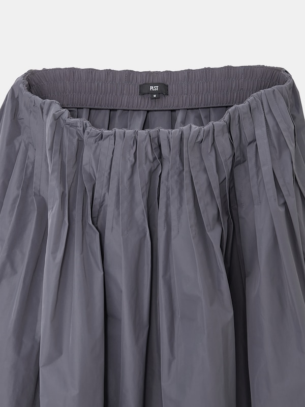 タフタピンタックボリュームスカート