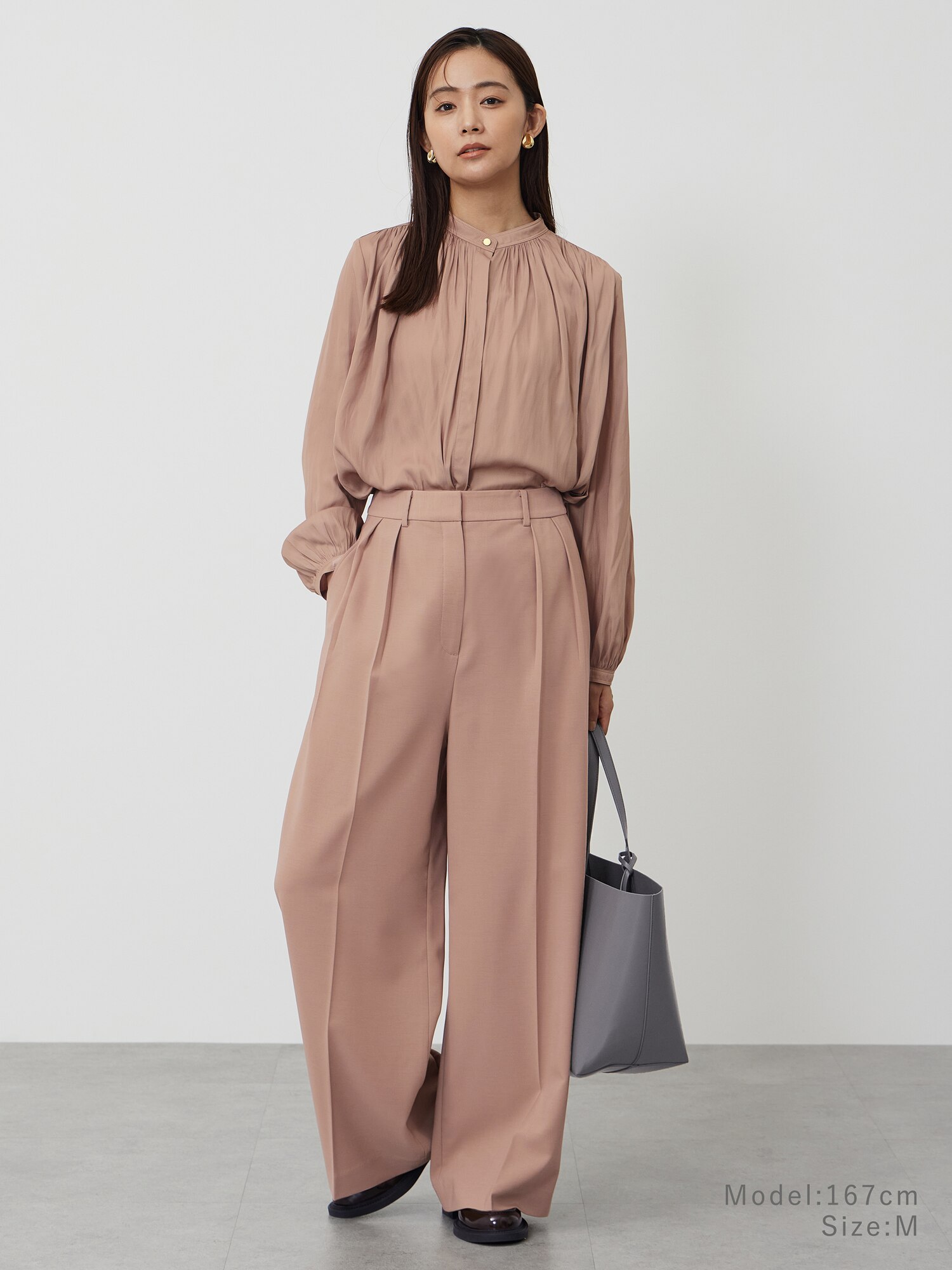 値下げ★ 新品 PLST ヴィンテージサテン メタルボタンブラウス ベージュ PLST(プラステ)公式 | ヴィンテージサテンメタルボタンブラウス