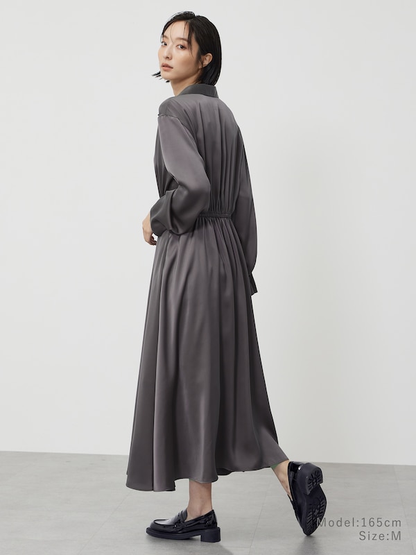 ピーチサテンギャザーワンピース