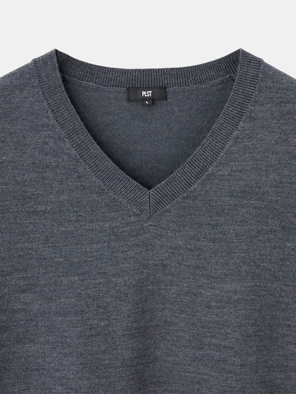 メリノウールブレンドVネックセーター