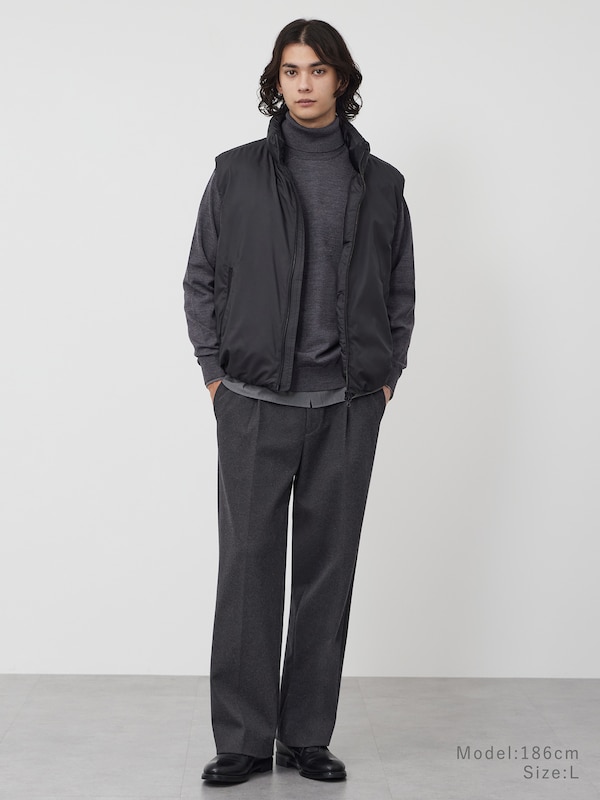 メリノウールブレンドタートルネックセーター