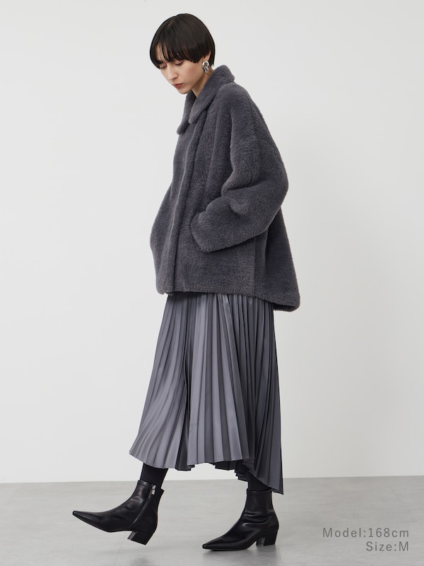 フェザーヤーンニットコート