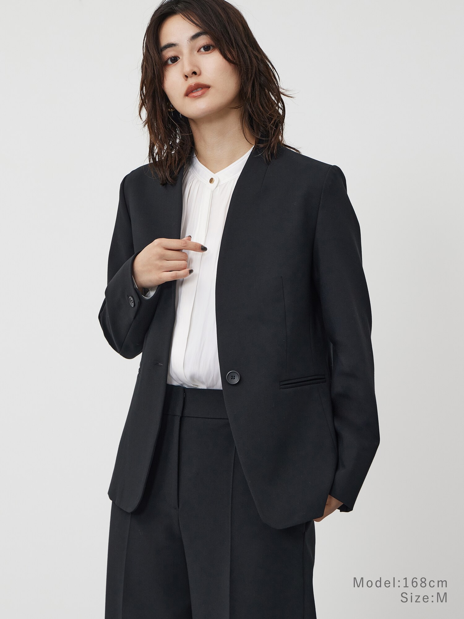 ✨極美品✨ PLST プラステ スーツ ノーカラー パンツ グレー Lサイズ 極美品✨PLST プラステ ノーカラージャケット パンツスーツ
