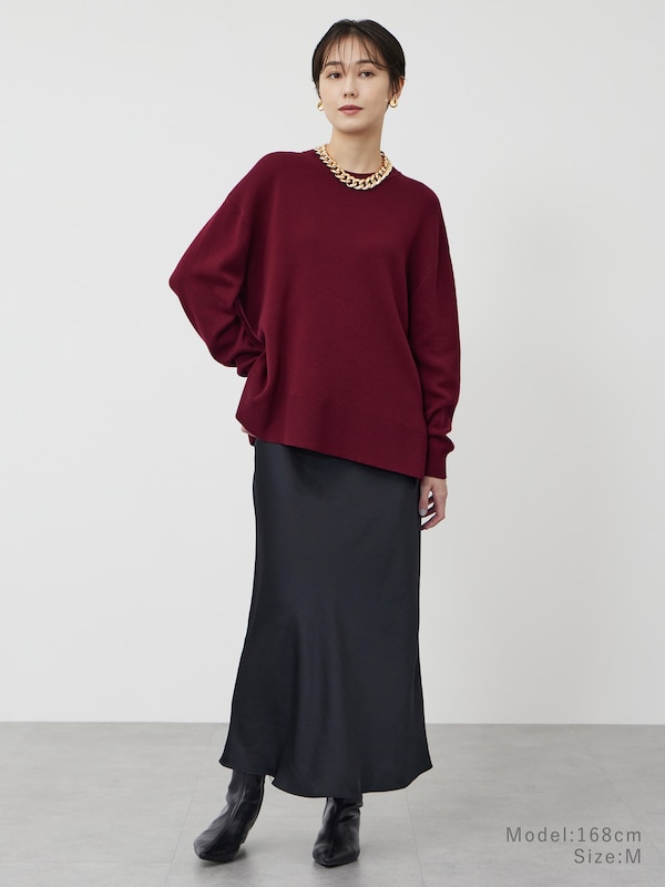 サテンスカート