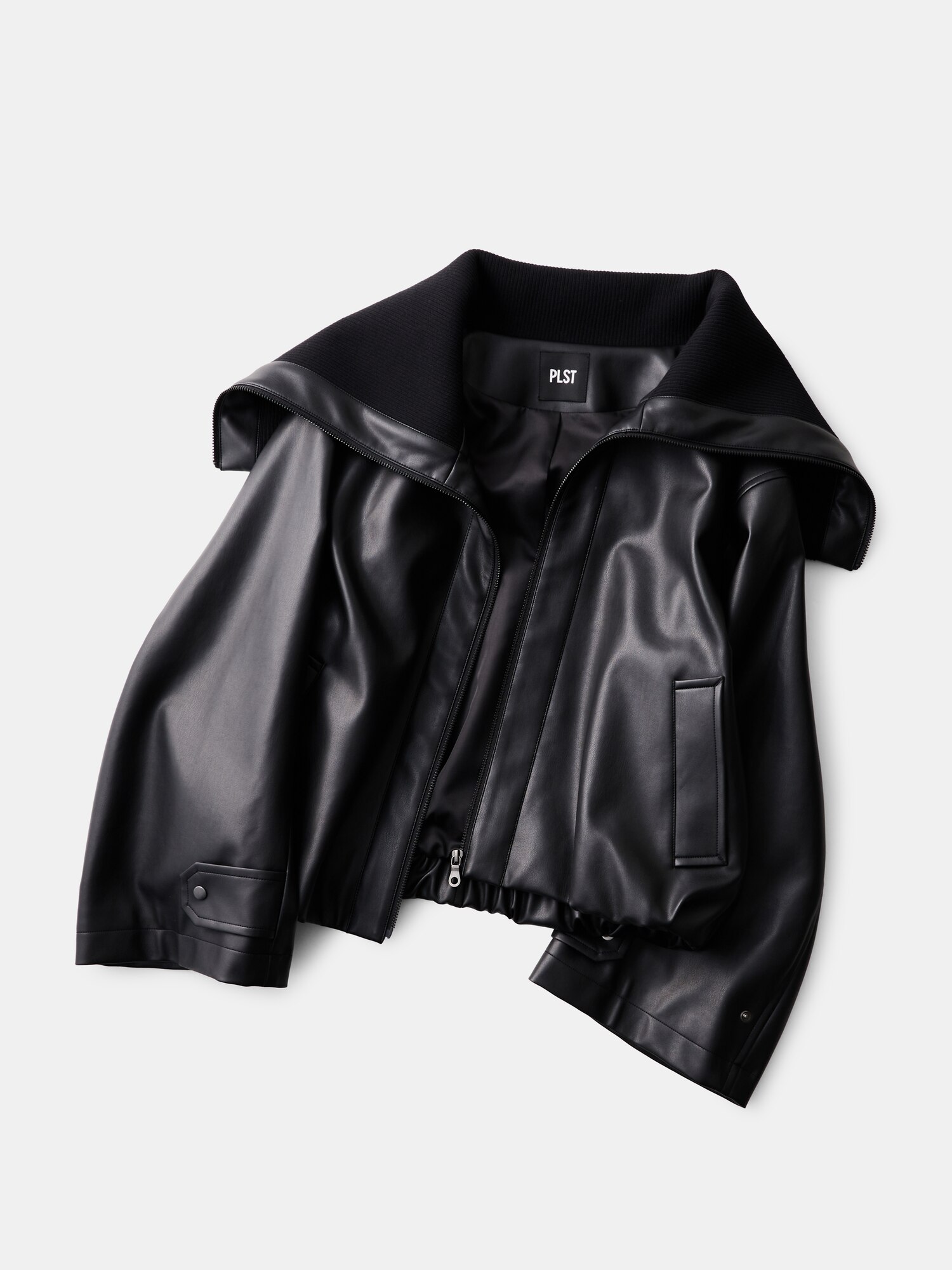 【美品】PLST プラステ フェイク レザー ブルゾン ノーカラー ジャケット PLST(プラステ)公式 | フェイクレザービッグカラーブルゾン
