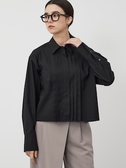 タイプライタークロップドフロントタックシャツ