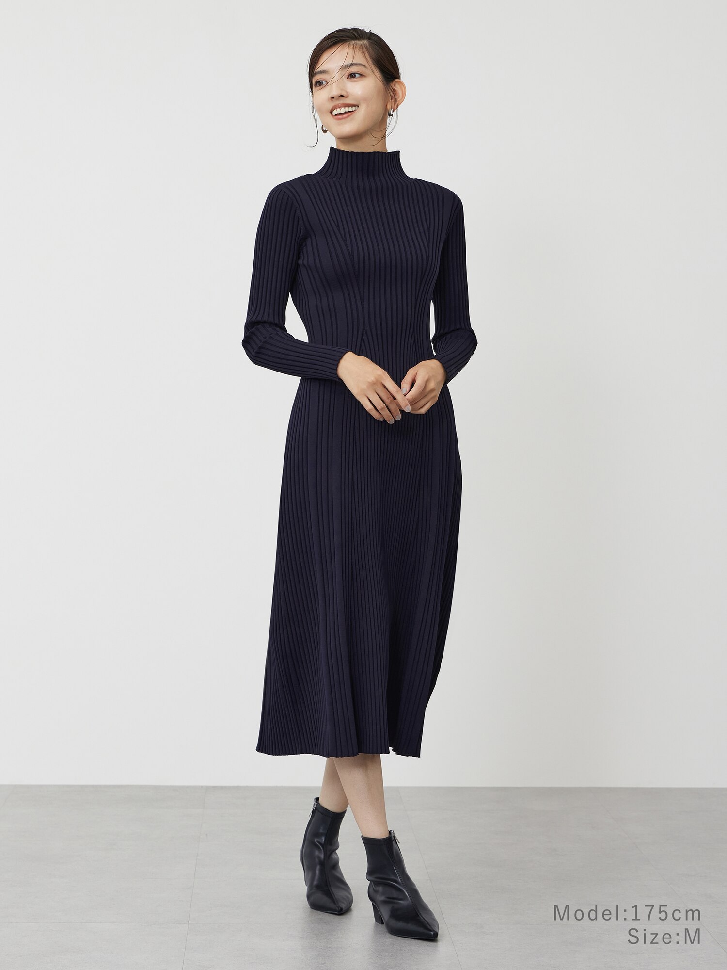 PLST(プラステ)公式 | ホールガーメント®リブニットワンピース