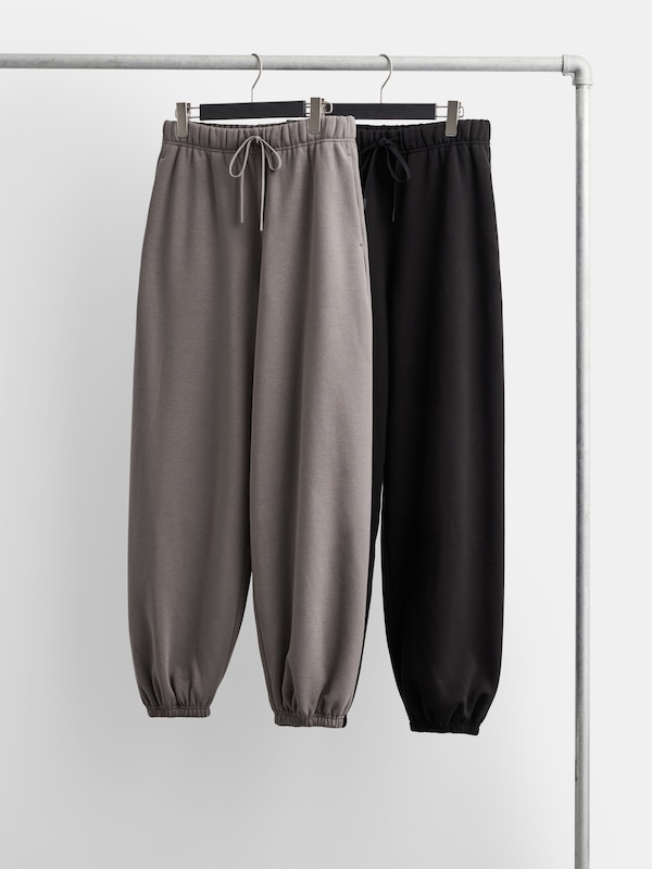 バックフリースイージーパンツ