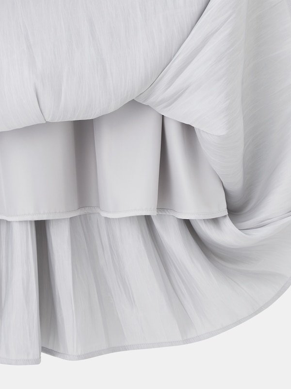 メタリックサテンプリーツスカート