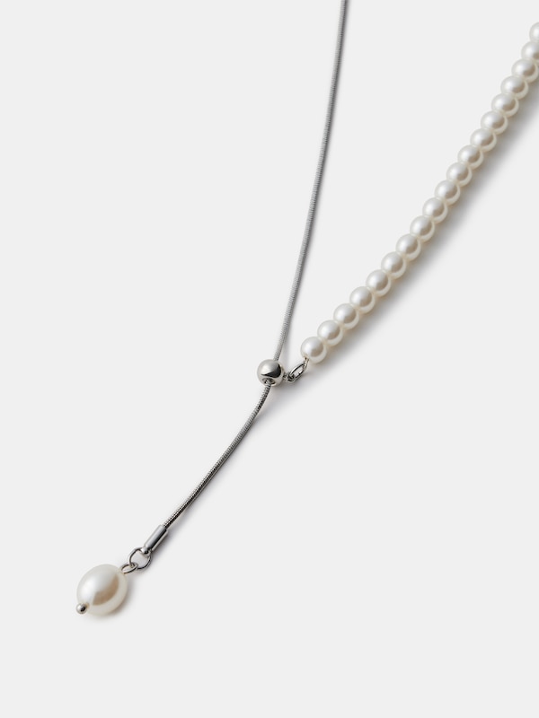 パールチェーンラリエットネックレス