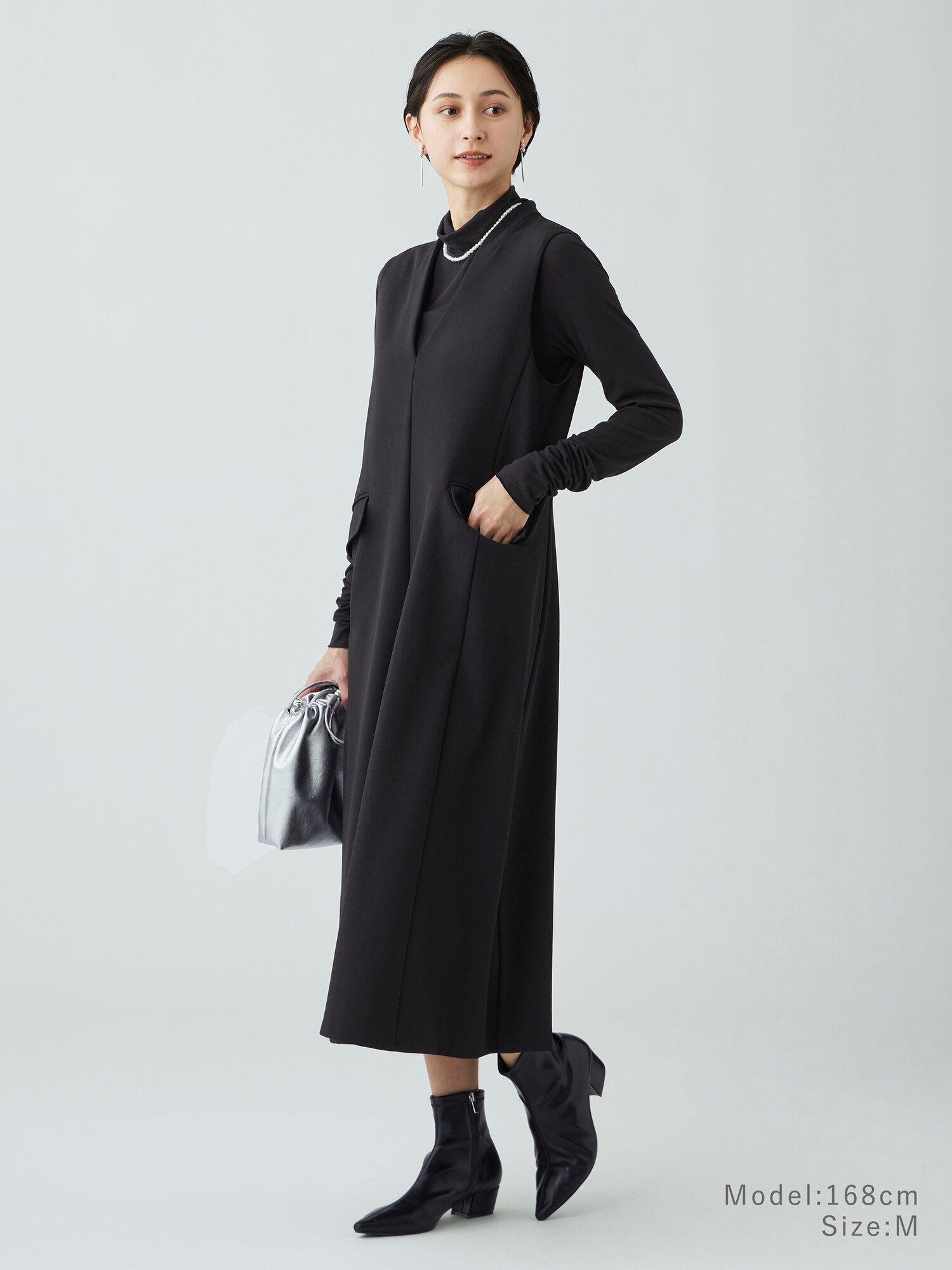 PLST(プラステ)公式 | ホールガーメント®ボトルネックフレアワンピース