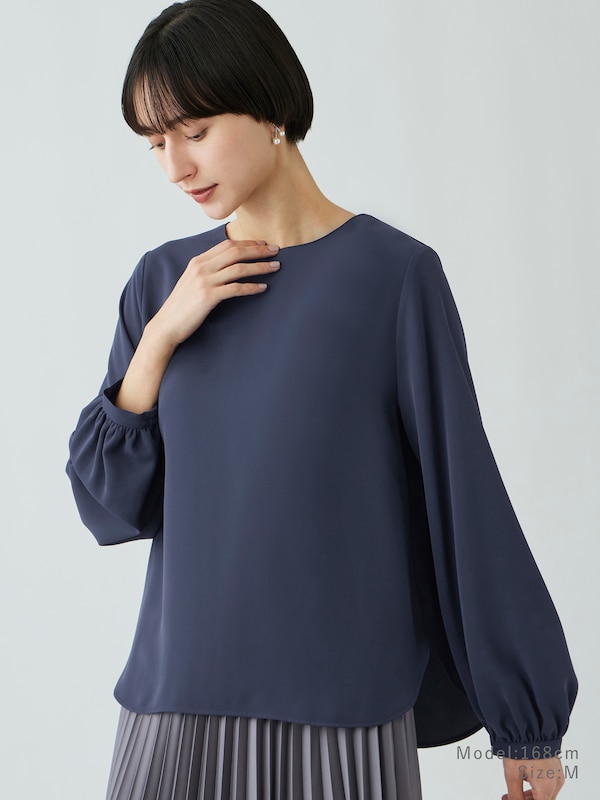 ラウンドヘムTブラウス