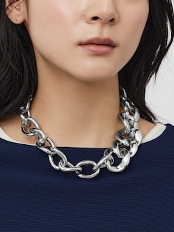 ボリュームチェーンネックレス