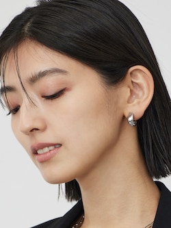 メタルモチーフイアリング