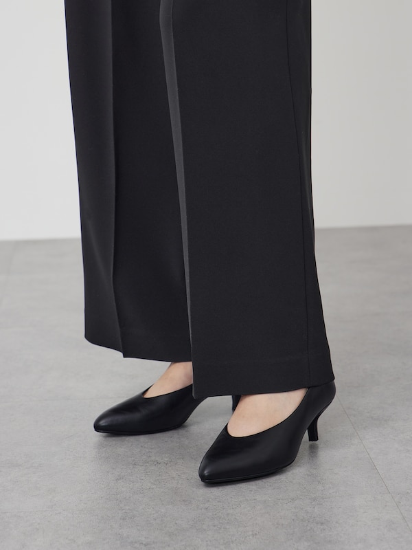 ポインテッドトゥパンプス