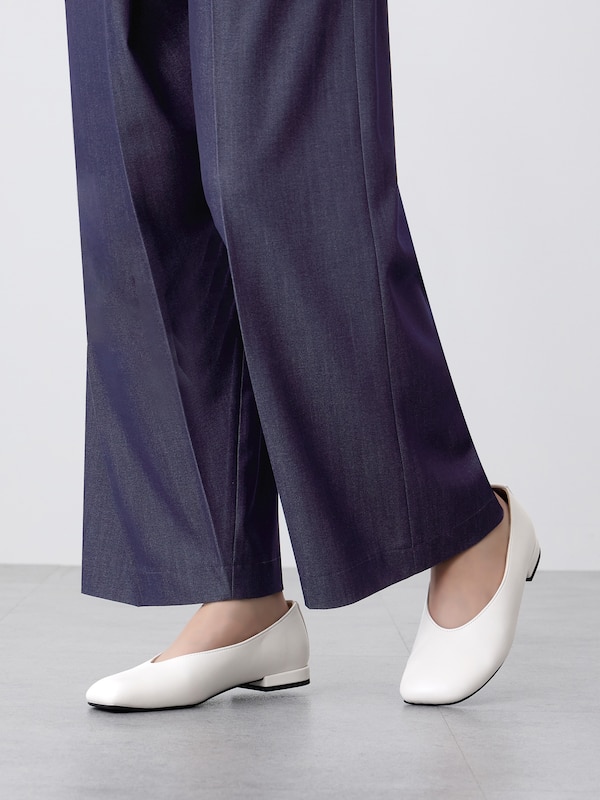 スクエアトゥフラットパンプス