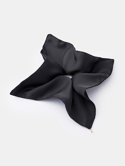 ビッグスクエアシュシュ