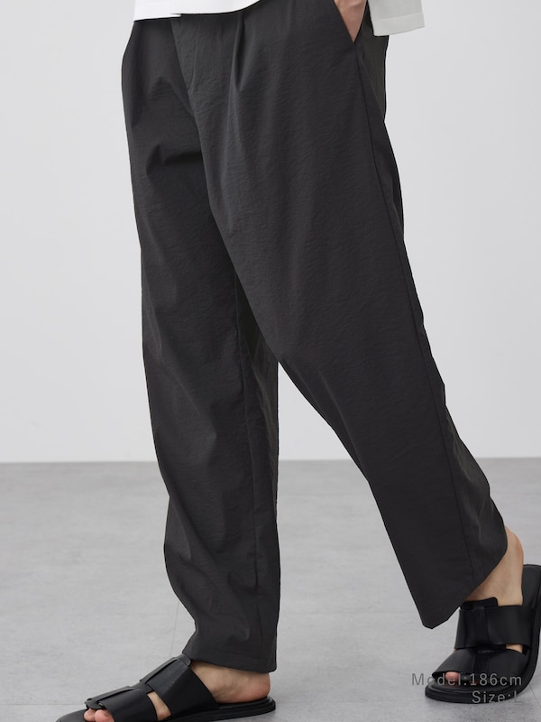 モーションエアーワイドパンツ