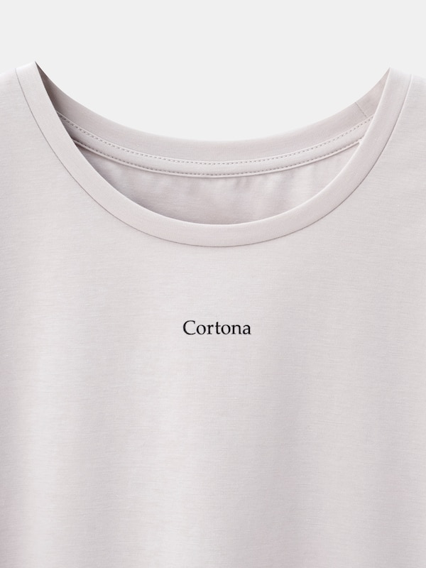 ロゴプリントタックTシャツ